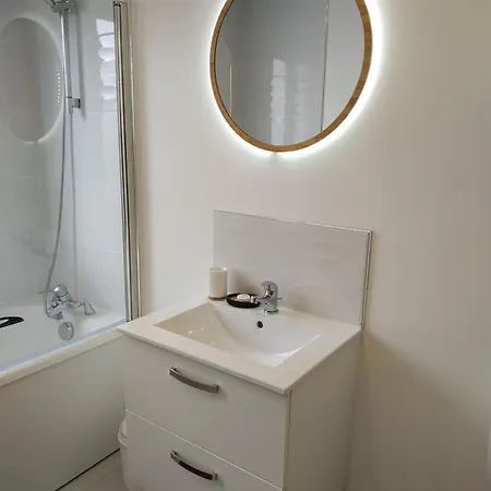 Flore, A 5 Min Du Centre * Arras