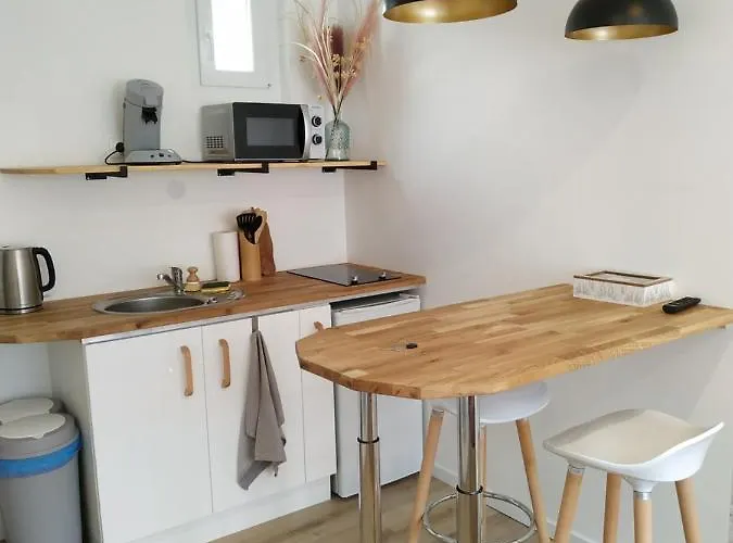 Flore, A 5 Min Du Centre Διαμέρισμα